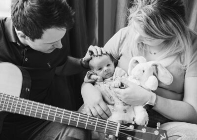Family newborn lifestyle photo